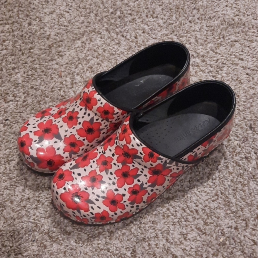 Sanita Clogs